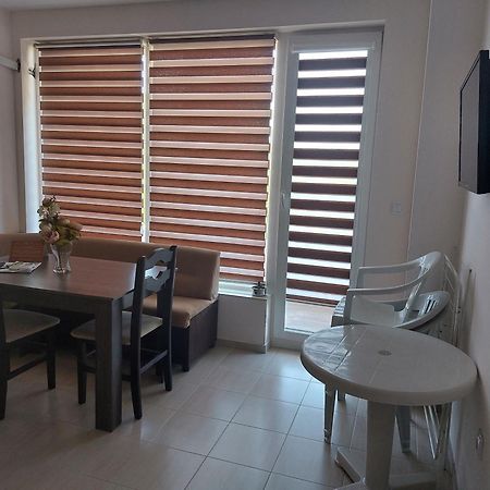 Capuccino Guest Apartments - Free Parking And Wi-Fi Sunny Beach Eksteriør billede