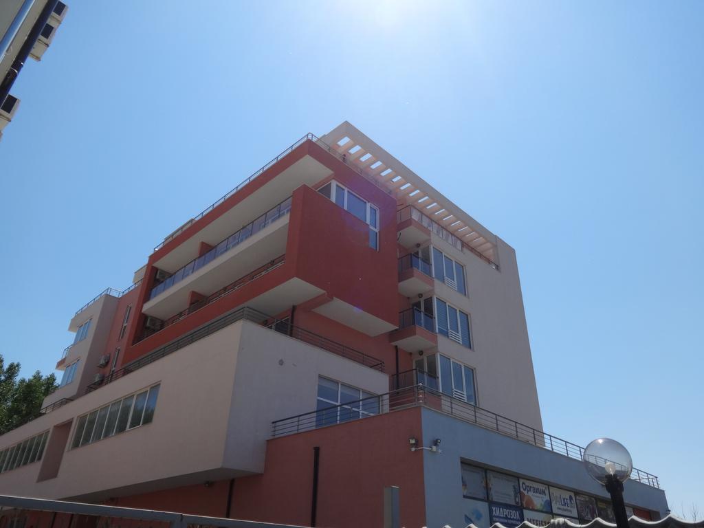 Capuccino Guest Apartments - Free Parking And Wi-Fi Sunny Beach Eksteriør billede