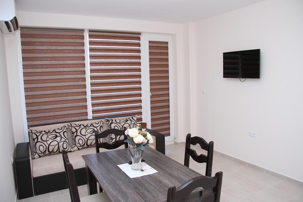 Capuccino Guest Apartments - Free Parking And Wi-Fi Sunny Beach Eksteriør billede