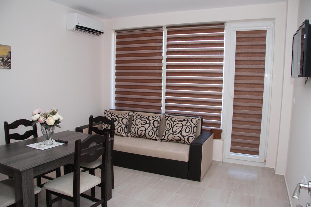 Capuccino Guest Apartments - Free Parking And Wi-Fi Sunny Beach Eksteriør billede