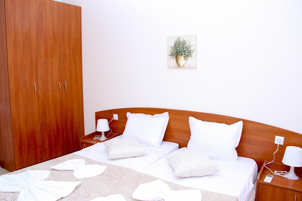 Capuccino Guest Apartments - Free Parking And Wi-Fi Sunny Beach Eksteriør billede
