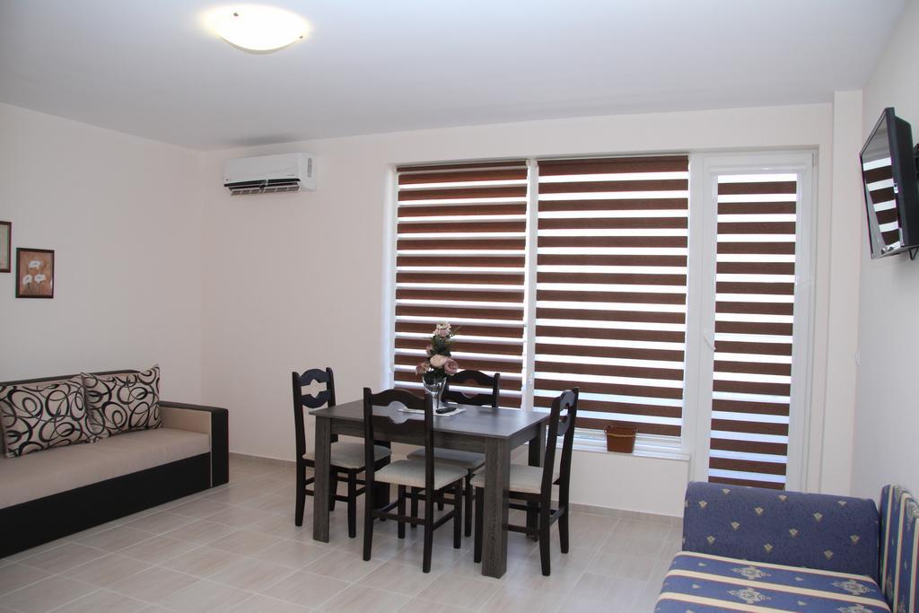 Capuccino Guest Apartments - Free Parking And Wi-Fi Sunny Beach Eksteriør billede