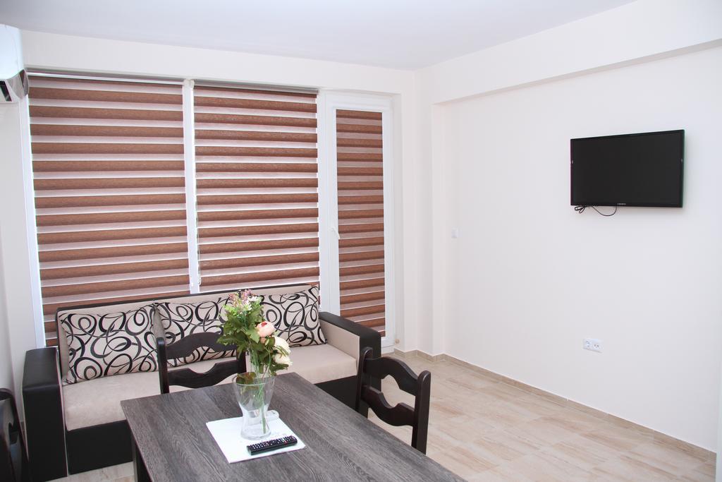 Capuccino Guest Apartments - Free Parking And Wi-Fi Sunny Beach Eksteriør billede