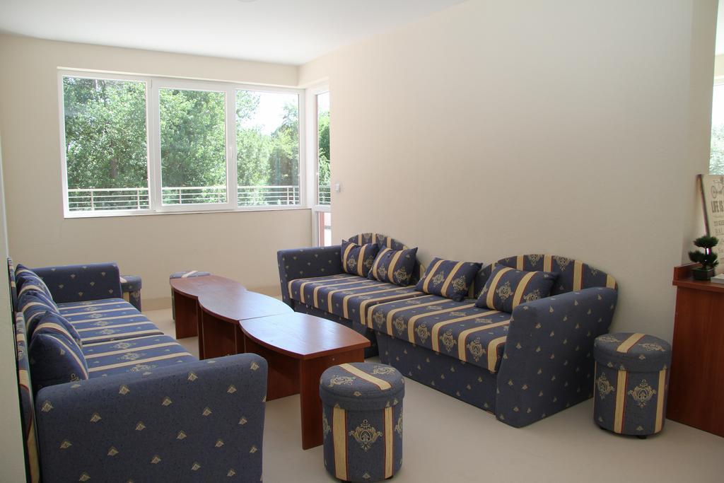 Capuccino Guest Apartments - Free Parking And Wi-Fi Sunny Beach Eksteriør billede
