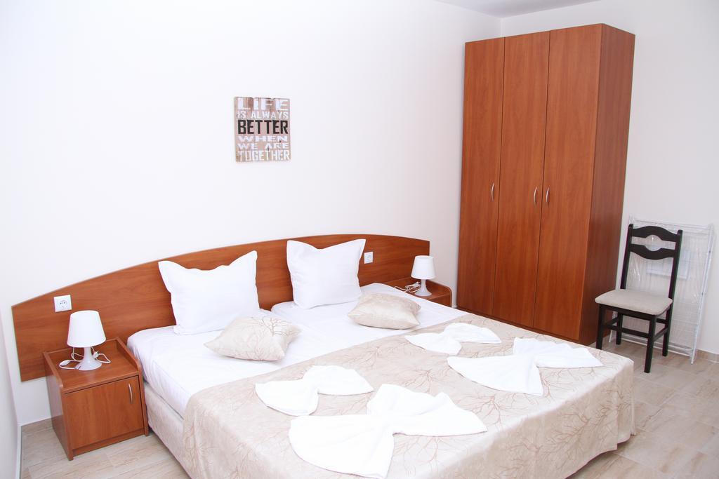 Capuccino Guest Apartments - Free Parking And Wi-Fi Sunny Beach Eksteriør billede