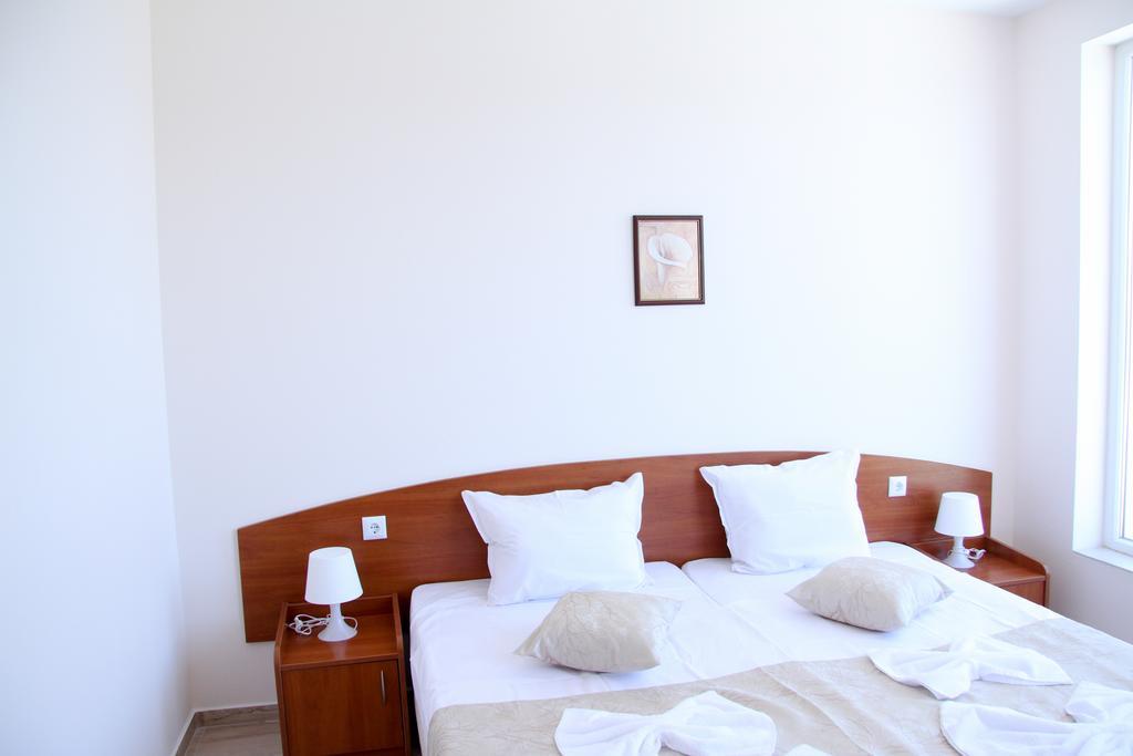 Capuccino Guest Apartments - Free Parking And Wi-Fi Sunny Beach Eksteriør billede