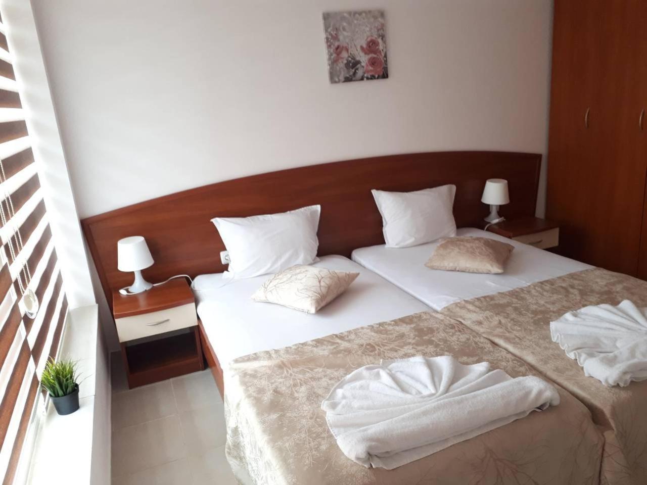 Capuccino Guest Apartments - Free Parking And Wi-Fi Sunny Beach Eksteriør billede