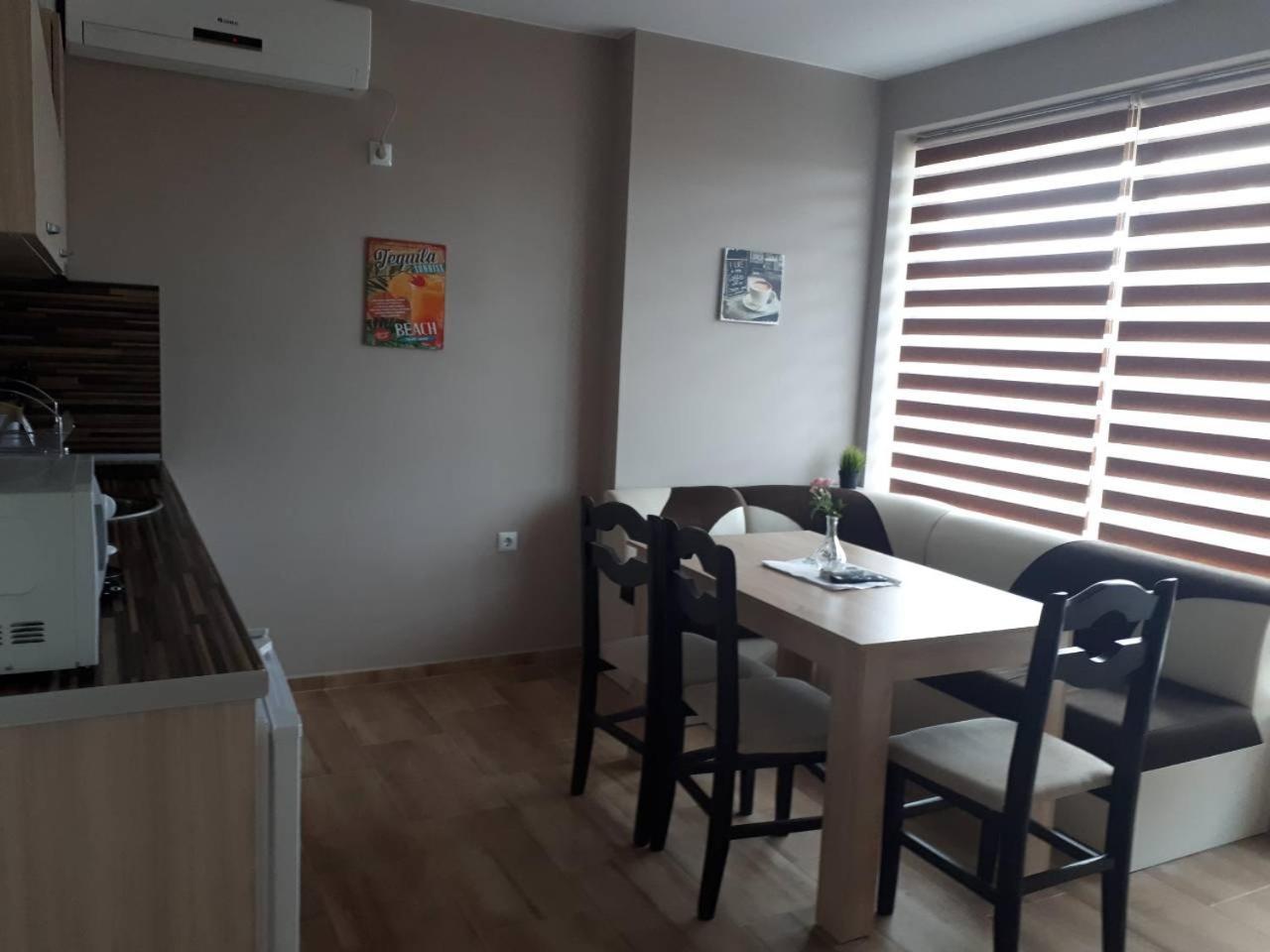 Capuccino Guest Apartments - Free Parking And Wi-Fi Sunny Beach Eksteriør billede
